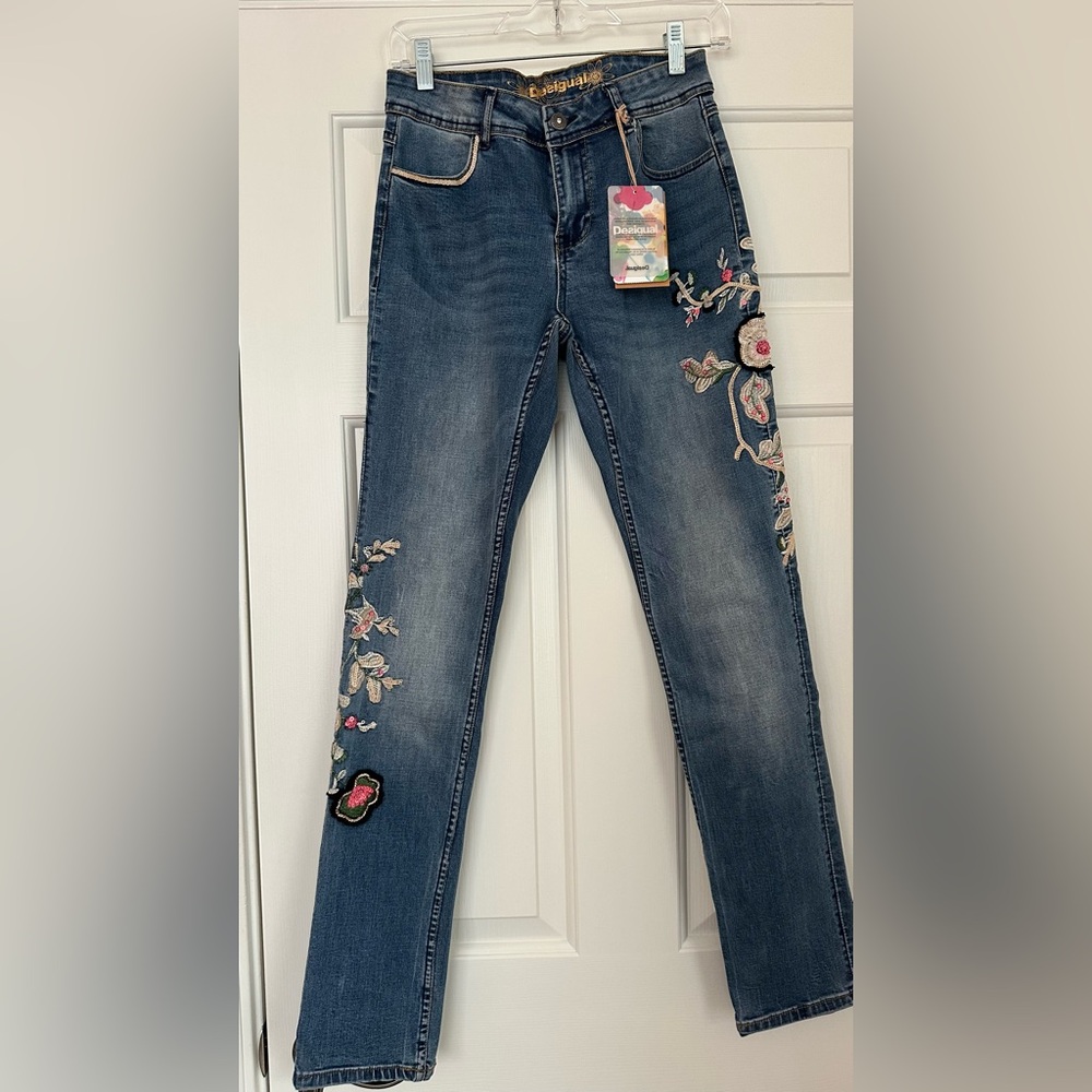 DESIGUAL Embroidered “Exotic Jeans” NWT   
Size 26